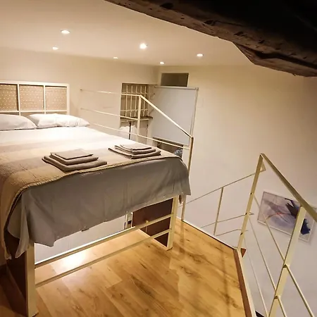 Vibe Loft In Old Town - Near De Ferrari & Aquarium *