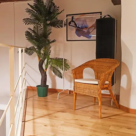 Vibe Loft In Old Town - Near De Ferrari & Aquarium *