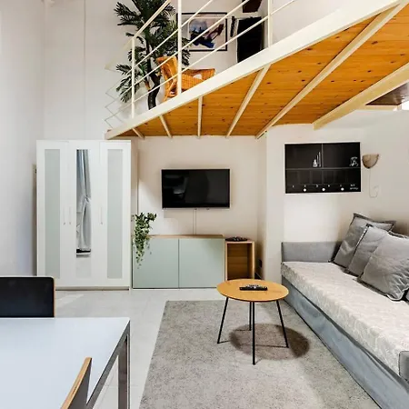 Apartment Vibe Loft In Old Town - Near De Ferrari & Aquarium *