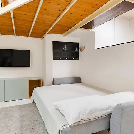 Apartment Vibe Loft In Old Town - Near De Ferrari & Aquarium *